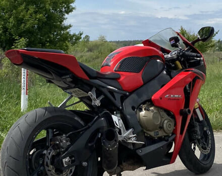 Красный Хонда CBR 1000RR, объемом двигателя 1 л и пробегом 58 тыс. км за 8300 $, фото 1 на Automoto.ua