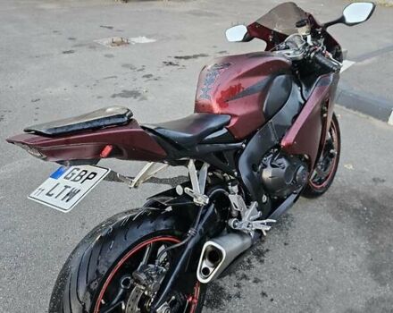 Красный Хонда CBR 1000RR, объемом двигателя 1 л и пробегом 44 тыс. км за 7650 $, фото 8 на Automoto.ua