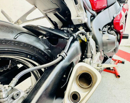 Червоний Хонда CBR 1000RR, об'ємом двигуна 1 л та пробігом 18 тис. км за 9000 $, фото 16 на Automoto.ua