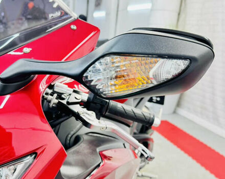Червоний Хонда CBR 1000RR, об'ємом двигуна 1 л та пробігом 18 тис. км за 9000 $, фото 23 на Automoto.ua