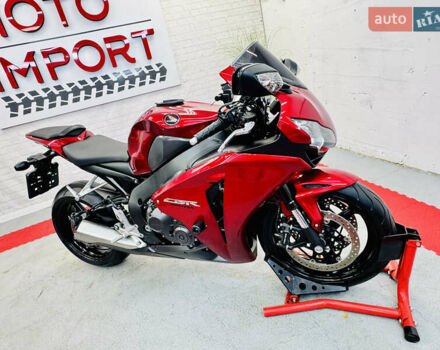 Червоний Хонда CBR 1000RR, об'ємом двигуна 1 л та пробігом 18 тис. км за 9000 $, фото 29 на Automoto.ua