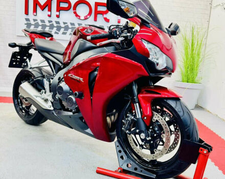 Червоний Хонда CBR 1000RR, об'ємом двигуна 1 л та пробігом 18 тис. км за 9000 $, фото 3 на Automoto.ua