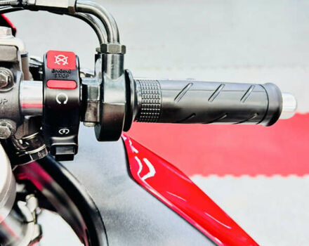 Червоний Хонда CBR 1000RR, об'ємом двигуна 1 л та пробігом 18 тис. км за 9000 $, фото 21 на Automoto.ua