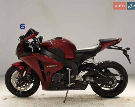 Червоний Хонда CBR 1000RR, об'ємом двигуна 1 л та пробігом 18 тис. км за 8800 $, фото 2 на Automoto.ua