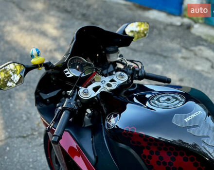 Красный Хонда CBR 1000RR, объемом двигателя 0.99 л и пробегом 42 тыс. км за 9900 $, фото 18 на Automoto.ua