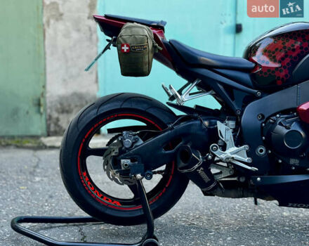 Красный Хонда CBR 1000RR, объемом двигателя 0.99 л и пробегом 42 тыс. км за 9900 $, фото 8 на Automoto.ua