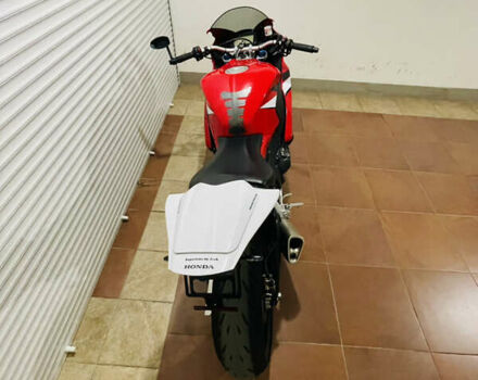 Червоний Хонда CBR 1000RR, об'ємом двигуна 1 л та пробігом 36 тис. км за 12200 $, фото 23 на Automoto.ua