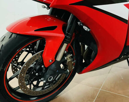 Червоний Хонда CBR 1000RR, об'ємом двигуна 1 л та пробігом 36 тис. км за 12200 $, фото 27 на Automoto.ua