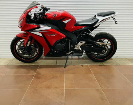 Червоний Хонда CBR 1000RR, об'ємом двигуна 1 л та пробігом 36 тис. км за 12200 $, фото 1 на Automoto.ua