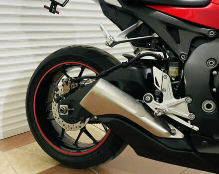 Червоний Хонда CBR 1000RR, об'ємом двигуна 1 л та пробігом 36 тис. км за 12200 $, фото 37 на Automoto.ua