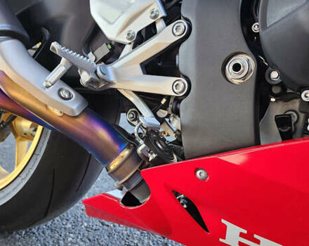 Красный Хонда CBR 1000RR, объемом двигателя 0 л и пробегом 2 тыс. км за 28300 $, фото 22 на Automoto.ua