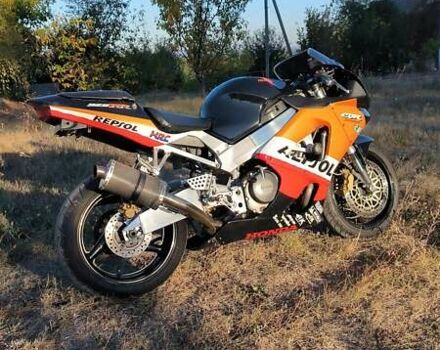Хонда CBR 1000RR, об'ємом двигуна 0 л та пробігом 20 тис. км за 3100 $, фото 1 на Automoto.ua