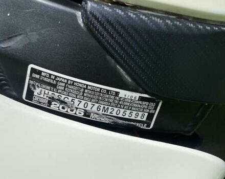 Хонда CBR 1000RR, об'ємом двигуна 1 л та пробігом 51 тис. км за 6000 $, фото 8 на Automoto.ua