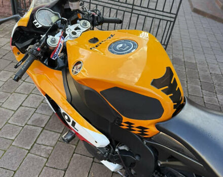 Хонда CBR 1000RR, объемом двигателя 1 л и пробегом 30 тыс. км за 10300 $, фото 4 на Automoto.ua