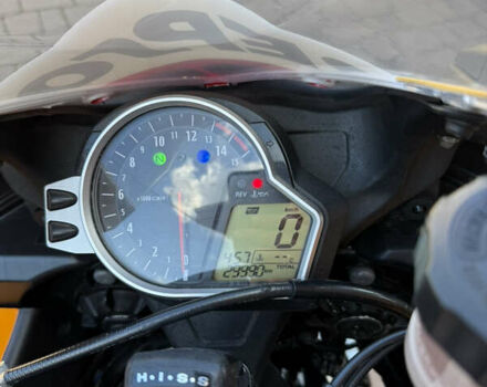 Хонда CBR 1000RR, объемом двигателя 1 л и пробегом 30 тыс. км за 10300 $, фото 9 на Automoto.ua