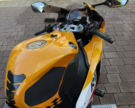 Хонда CBR 1000RR, объемом двигателя 1 л и пробегом 30 тыс. км за 10300 $, фото 3 на Automoto.ua