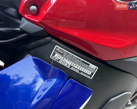 Хонда CBR 1000RR, объемом двигателя 0 л и пробегом 25 тыс. км за 17500 $, фото 11 на Automoto.ua