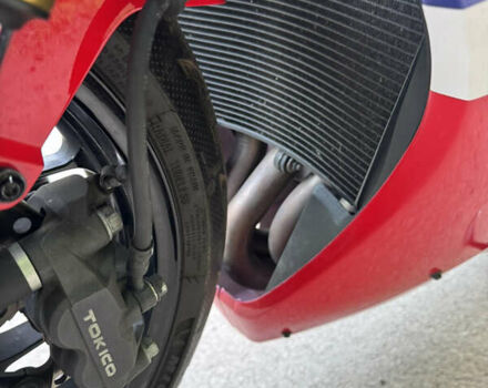 Хонда CBR 1000RR, объемом двигателя 0 л и пробегом 25 тыс. км за 17500 $, фото 14 на Automoto.ua