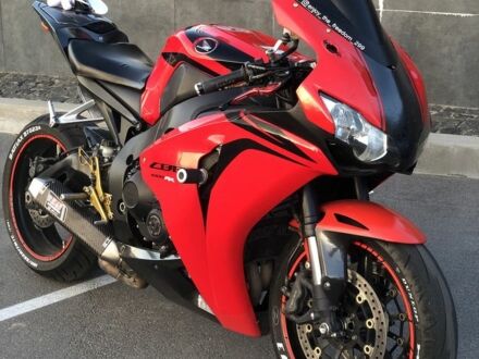 Хонда CBR 1000RR, об'ємом двигуна 1 л та пробігом 0 тис. км за 4200 $, фото 1 на Automoto.ua