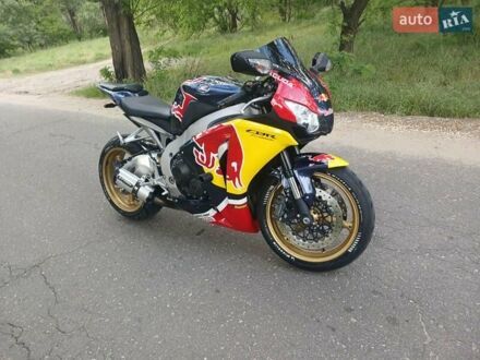 Хонда CBR 1000RR 2010 в Днепре (Днепропетровске) на Automoto.ua Хонда CBR 1000RR, объемом двигателя 1 л и пробегом 39 тыс. км за 8999 $, фото 1 на Automoto.ua