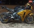 Желтый Хонда CBR 1000RR, объемом двигателя 1 л и пробегом 32 тыс. км за 7750 $, фото 5 на Automoto.ua