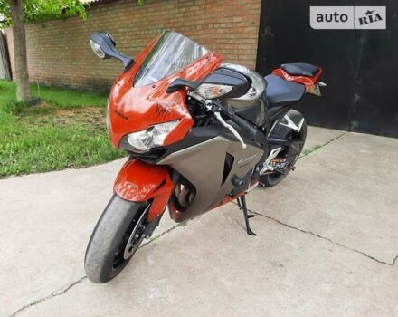 Сірий Хонда CBR 1000RR, об'ємом двигуна 0 л та пробігом 32 тис. км за 8800 $, фото 19 на Automoto.ua