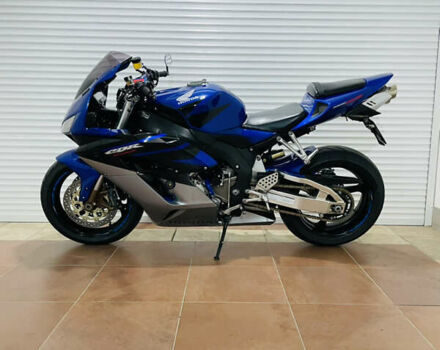Синій Хонда CBR 1000RR, об'ємом двигуна 1 л та пробігом 49 тис. км за 8800 $, фото 2 на Automoto.ua