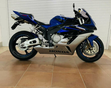 Синій Хонда CBR 1000RR, об'ємом двигуна 1 л та пробігом 49 тис. км за 8800 $, фото 13 на Automoto.ua