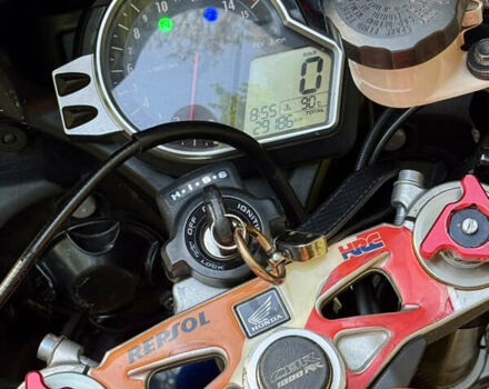 Оранжевый Хонда CBR 1000RR, объемом двигателя 1 л и пробегом 29 тыс. км за 8500 $, фото 8 на Automoto.ua