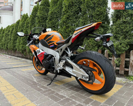 Оранжевый Хонда CBR 1000RR, объемом двигателя 1 л и пробегом 20 тыс. км за 10900 $, фото 15 на Automoto.ua