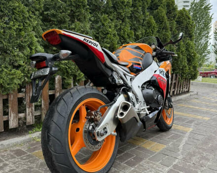 Оранжевый Хонда CBR 1000RR, объемом двигателя 1 л и пробегом 20 тыс. км за 11200 $, фото 11 на Automoto.ua