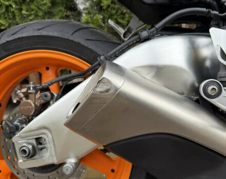 Оранжевый Хонда CBR 1000RR, объемом двигателя 1 л и пробегом 20 тыс. км за 10900 $, фото 10 на Automoto.ua