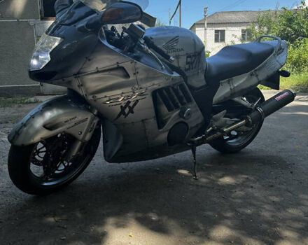 Хонда CBR 1100XX, об'ємом двигуна 0 л та пробігом 65 тис. км за 4500 $, фото 3 на Automoto.ua