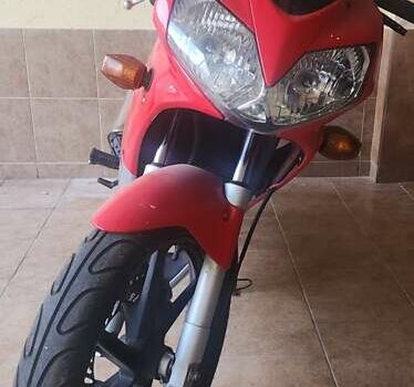 Червоний Хонда CBR 125R, об'ємом двигуна 0 л та пробігом 20 тис. км за 1300 $, фото 2 на Automoto.ua