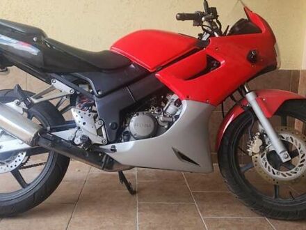 Хонда CBR 125R 2006 у Одесі на Automoto.ua Червоний Хонда CBR 125R, об'ємом двигуна 0 л та пробігом 20 тис. км за 1300 $, фото 1 на Automoto.ua