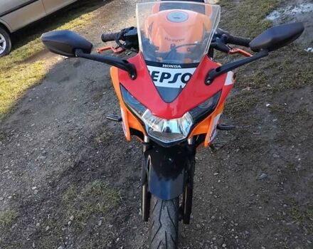 Оранжевый Хонда CBR 125R, объемом двигателя 0.15 л и пробегом 30 тыс. км за 2600 $, фото 4 на Automoto.ua
