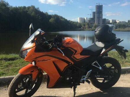 Помаранчевий Хонда CBR 300RA, об'ємом двигуна 0 л та пробігом 5 тис. км за 3999 $, фото 1 на Automoto.ua