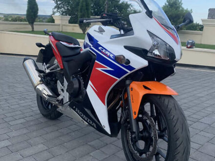 Хонда CBR 500R 2016 у Снятине на Automoto.ua Білий Хонда CBR 500R, об'ємом двигуна 0.47 л та пробігом 28 тис. км за 4850 $, фото 1 на Automoto.ua