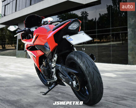Хонда CBR 500R, объемом двигателя 0.5 л и пробегом 15 тыс. км за 6200 $, фото 3 на Automoto.ua