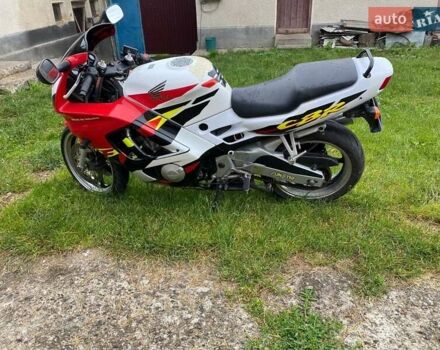 Білий Хонда CBR 600F, об'ємом двигуна 0 л та пробігом 50 тис. км за 2850 $, фото 5 на Automoto.ua