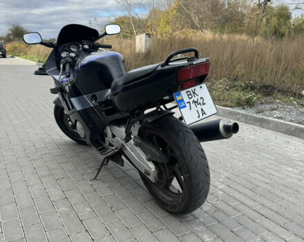 Черный Хонда CBR 600F, объемом двигателя 0.6 л и пробегом 94 тыс. км за 2200 $, фото 3 на Automoto.ua