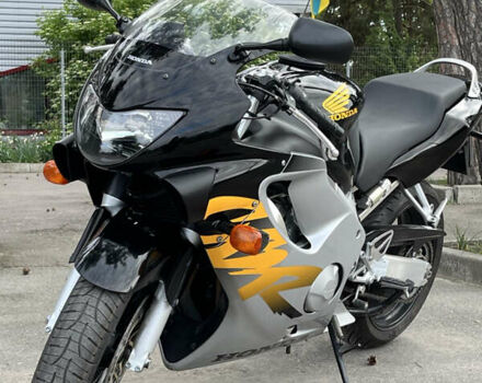 Черный Хонда CBR 600F, объемом двигателя 0.6 л и пробегом 20 тыс. км за 4500 $, фото 10 на Automoto.ua