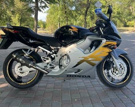 Черный Хонда CBR 600F, объемом двигателя 0.6 л и пробегом 24 тыс. км за 5200 $, фото 2 на Automoto.ua