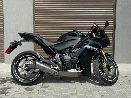 Черный Хонда CBR 600F, объемом двигателя 0.6 л и пробегом 29 тыс. км за 7900 $, фото 1 на Automoto.ua