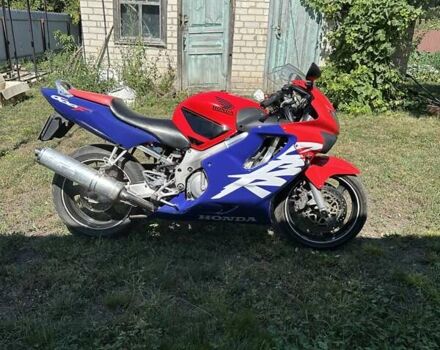 Красный Хонда CBR 600F, объемом двигателя 0.6 л и пробегом 55 тыс. км за 3500 $, фото 3 на Automoto.ua