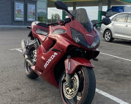 Красный Хонда CBR 600F, объемом двигателя 0.6 л и пробегом 59 тыс. км за 4400 $, фото 2 на Automoto.ua