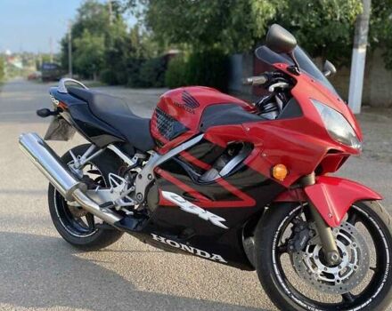 Красный Хонда CBR 600F, объемом двигателя 0.6 л и пробегом 35 тыс. км за 5100 $, фото 1 на Automoto.ua