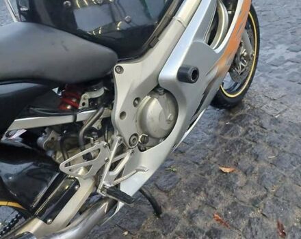 Хонда CBR 600F, объемом двигателя 0 л и пробегом 54 тыс. км за 3550 $, фото 7 на Automoto.ua