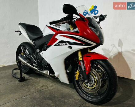 Хонда CBR 600F, об'ємом двигуна 0.6 л та пробігом 25 тис. км за 6750 $, фото 15 на Automoto.ua