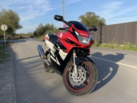 Хонда CBR 600F, об'ємом двигуна 0.6 л та пробігом 0 тис. км за 2700 $, фото 1 на Automoto.ua
